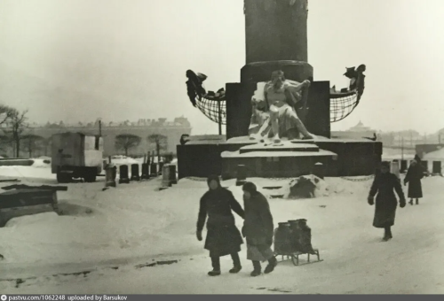 Экскурсия «Почвоведы для Победы». 9 мая 2025. ЦМП им. В.В. Докучаева